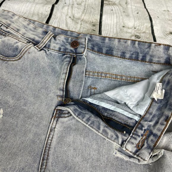 BELLE DE JOUR Light Blue Ripped Cutoff Short Large - Picture 10 of 16